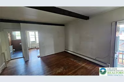 330 Wyandotte Street #4, Bethlehem City, PA 18015 - Photo 2