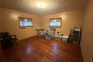 924 Indian Hill Rd, Franklin Twp, PA 18235 - Photo 32