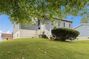 723 Circle Dr, Catasauqua Boro, PA 18032 - Photo 6