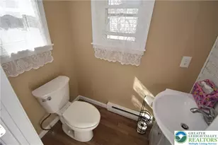 470 W Berwick St, Easton, PA 18042 - Photo 10