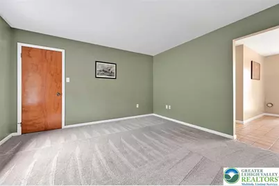 423 Hickory Drive, West Brunswick Twp, PA 17922 - Photo 16