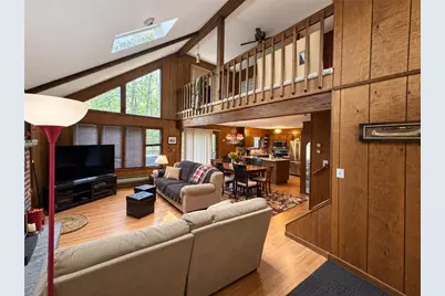 107 Lake Drive W, Clifton Twp, PA 18424 - Photo 2