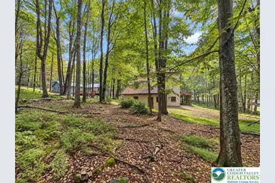 107 Lake Drive W, Clifton Twp, PA 18424 - Photo 32