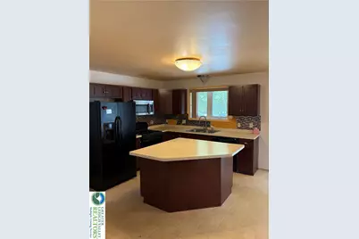 310 Lees Run Circle, East Stroudsburg, PA 18302 - Photo 8