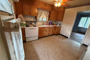 1940 Cedar Street W, Allentown City, PA 18104 - Photo 4