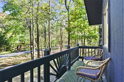 9820 Deerwood Drive, Coolbaugh Twp, PA 18466 - Photo 4