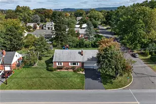 619 Parkway Rd, South Whitehall Township, PA 18104 - Photo 4