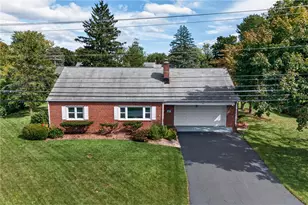 619 Parkway Rd, South Whitehall Township, PA 18104 - Photo 2