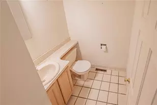 1670 Jackson St, Whitehall Township, PA 18052 - Photo 6