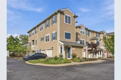 876 Nittany Court #C439, South Whitehall Township, PA 18104 - Photo 2