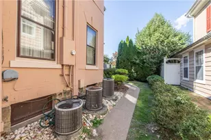 47 E Market Street E, Bethlehem City, PA 18018 - Photo 6