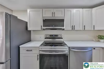 1113 E Emmaus Avenue, Salisbury Township, PA 18103 - Photo 14