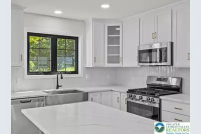 13 Seneca Road, Penn Forrest, PA 18210 - Photo 4