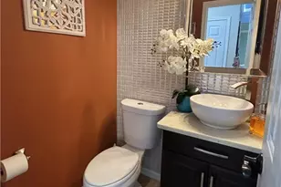 2324 Covington Ave, Bethlehem City, PA 18017 - Photo 10