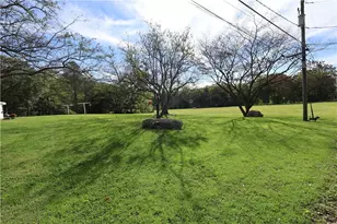 1320 N Cottonwood Rd, Lehigh Township, PA 18038 - Photo 4