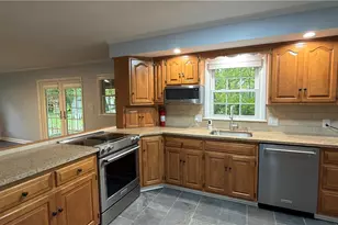 1967 Robin Ct, Lower Saucon Township, PA 18015 - Photo 12