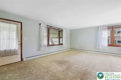 1539 Spring Garden Street, Wilson, PA 18042 - Photo 4