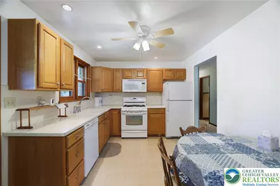 1539 Spring Garden Street, Wilson, PA 18042 - Photo 10
