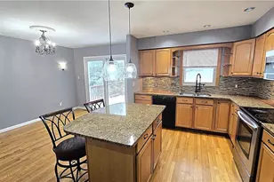 1946 Alberta Dr, Whitehall Township, PA 18052 - Photo 6