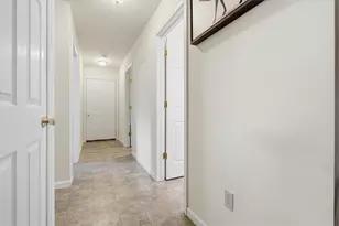 207 Chippewa Trail, Penn Forrest, PA 18210 - Photo 18