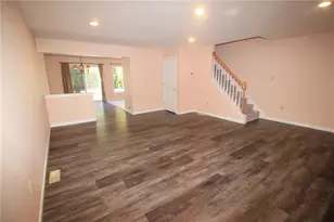 1703 Pinewind Dr, Lower Macungie Township, PA 18011 - Photo 10