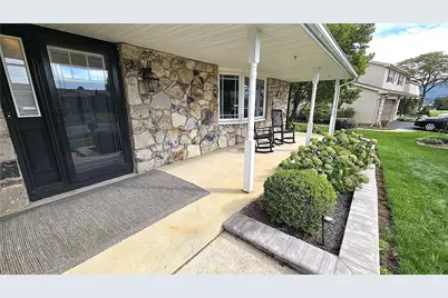 3039 Magnolia Circle, Lower Macungie Township, PA 18062 - Photo 2