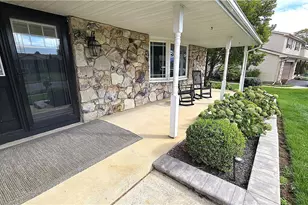 3039 Magnolia Cir, Lower Macungie Township, PA 18062 - Photo 2