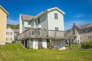 710 William St, Pen Argyl, PA 18072 - Photo 6