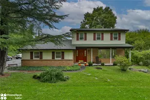 6039 Glen Rd, Coopersburg Boro, PA 18036 - Photo 1