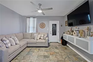 337 N 3rd St, Allentown City, PA 18102 - Photo 10