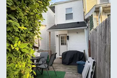 613 W Cedar Street, Allentown City, PA 18102 - Photo 2