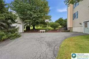 407 Danielle Dr, Bushkill Twp, PA 18064 - Photo 58