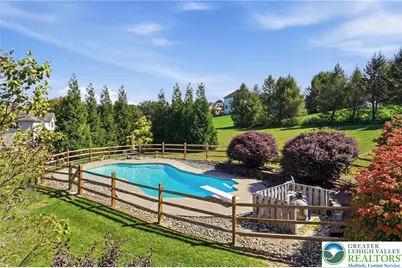 407 Danielle Drive, Bushkill Twp, PA 18064 - Photo 52