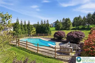 407 Danielle Dr, Bushkill Twp, PA 18064 - Photo 52