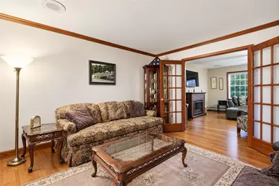 407 Danielle Drive, Bushkill Twp, PA 18064 - Photo 4