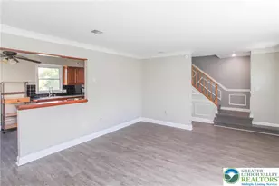 34 Cambridge Pl, Catasauqua Boro, PA 18032 - Photo 6