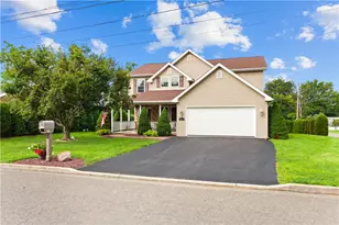 371 Willow Ave, Walnutport Boro, PA 18088 - Photo 1