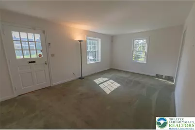 189 Greenleaf Street, Emmaus Boro, PA 18049 - Photo 2