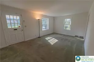 189 Greenleaf St, Emmaus Boro, PA 18049 - Photo 2