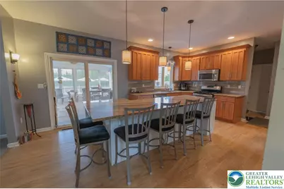 5547 Covenant Court, Lower Macungie Township, PA 18106 - Photo 12