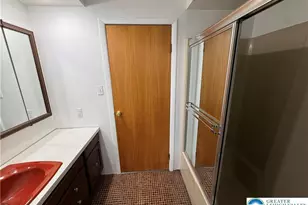 5540 Main St, Whitehall Township, PA 18052 - Photo 16