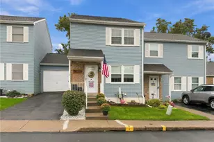2 Princeton Ct, Easton, PA 18040 - Photo 2