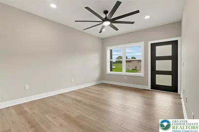 830 Hunter Street, North Catasauqua Bor, PA 18032 - Photo 6