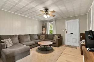 340 S 4th St, Bangor Boro, PA 18013 - Photo 6