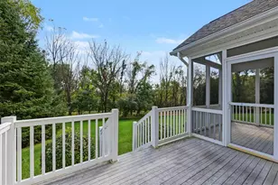 5086 Valley Stream Ln, Macungie Boro, PA 18062 - Photo 22