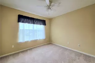 2245 Jeannette Ln, Forks Twp, PA 18040 - Photo 20