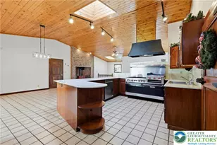 4732 Cardinal St, North Whitehall Township, PA 18078 - Photo 8