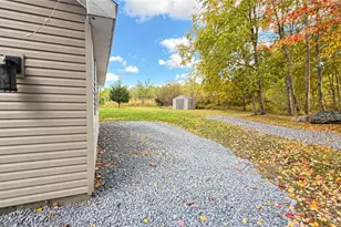 103 Dunchurch Dr, Lehman Twp, PA 18324 - Photo 4