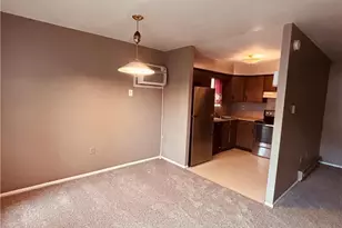 1327 Howard S, Allentown City, PA 18103 - Photo 4
