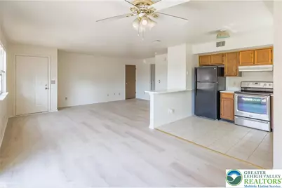 1464 Cedar Crest Boulevard #12, South Whitehall Township, PA 18014 - Photo 12